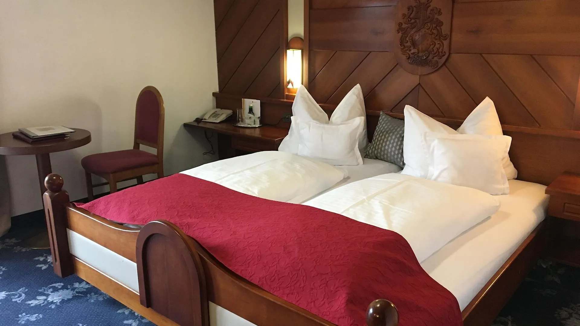 Hotel Tyrolis Zirl 4*,